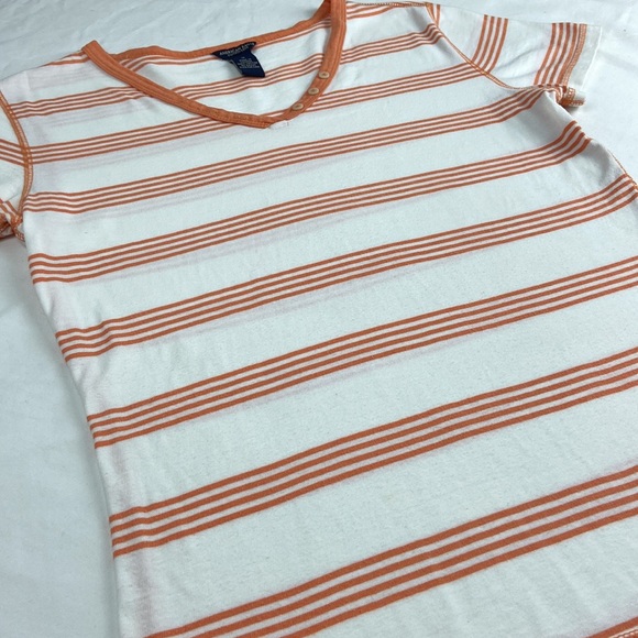 🎉HOST PICK 🤩Vintage stripe faux Henley cotton tee from the 90s weighted cotton - Picture 12 of 14
